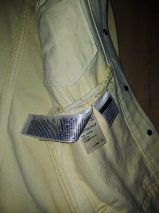 Chaqueta vaquera Levi's amarilla
