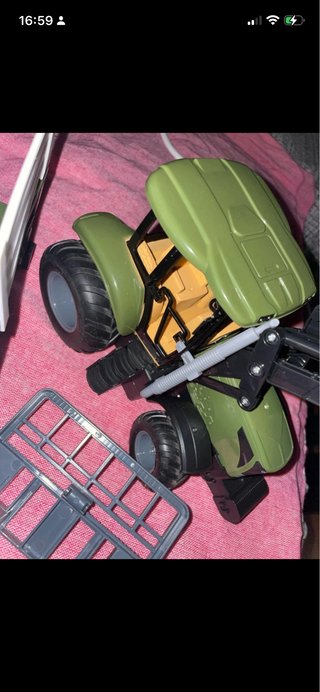 Tractor teledirigido