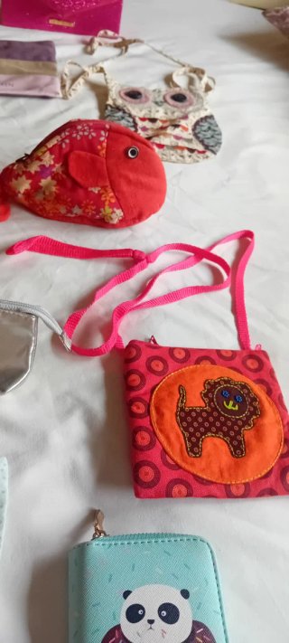 Bolsos y monederos niña