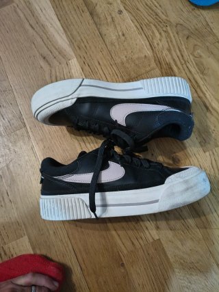 Bambas Nike court legacy lift número 38
