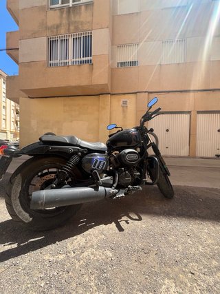 Hyosung Aquila Negra - Cómoda y con Carácter