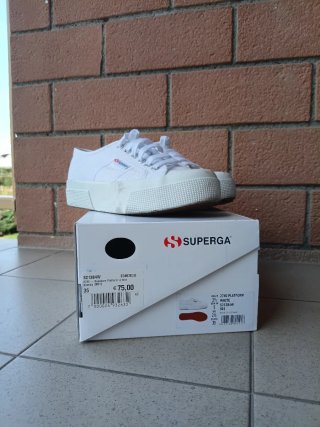 Scarpe da donna Superga bianche