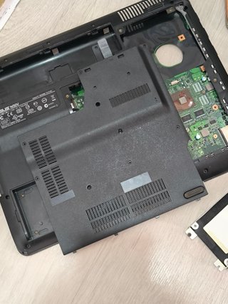 ASUS N50V Placa base + Accesorios Tapas + Soporte