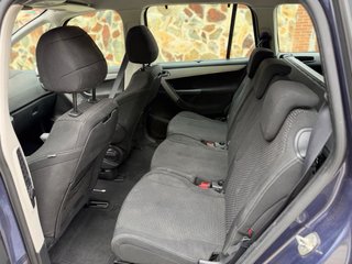 Citroen Grand C4 Picasso 2011