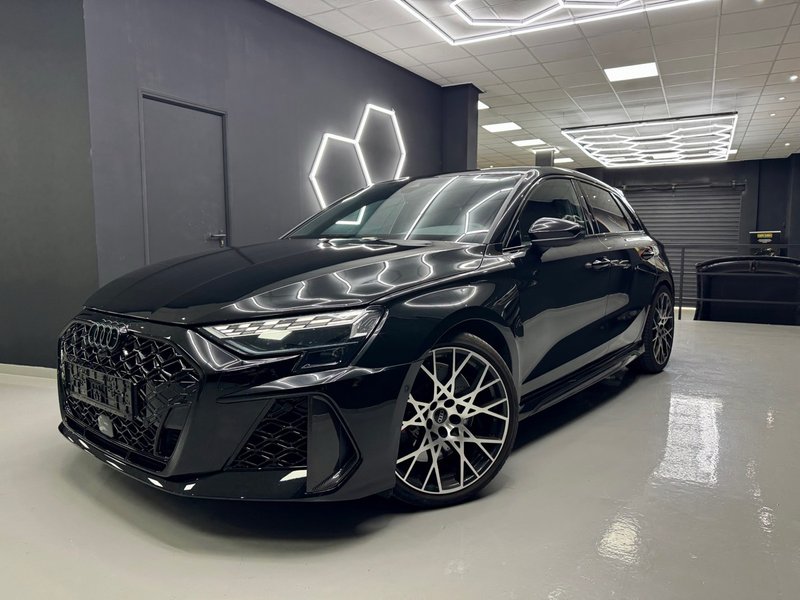 Audi RS3 2025