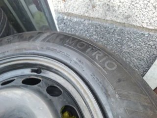 Jeep Avenger Moderno 215/65 R 16 - Rueda Repuesto