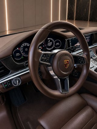 Porsche Panamera 4S