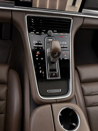 Porsche Panamera 4S