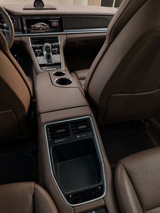 Porsche Panamera 4S