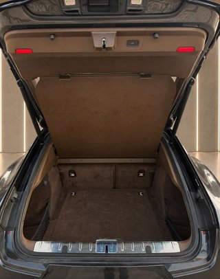 Porsche Panamera 4S
