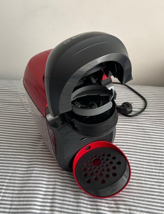 Cafetera tassimo Bosch roja