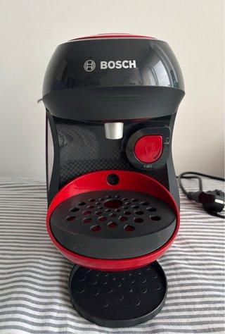 Cafetera tassimo Bosch roja