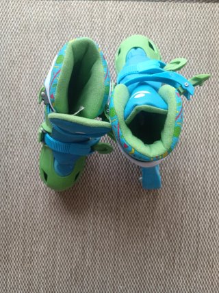 Patines de patinaje, niños. Buen estado