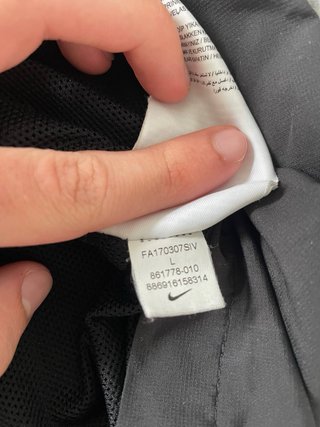 Chaqueta cortavientos Nike L