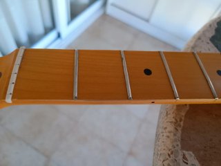 Mastil tipo Stratocaster