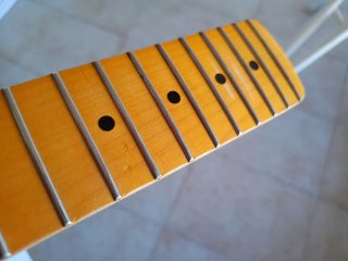 Mastil tipo Stratocaster