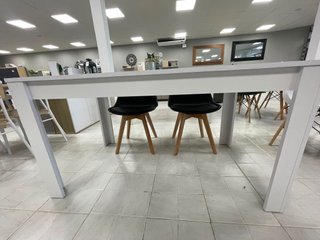 mesa de comedor mas 4 sillas