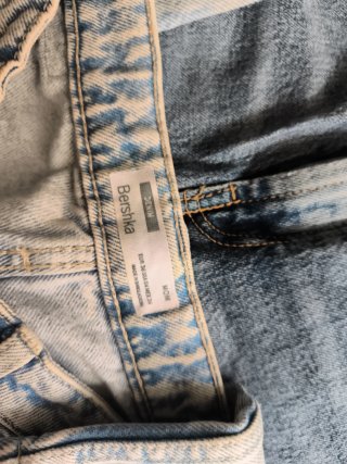 5 pantalones talla Pull bear  Zara  Stradivarius
