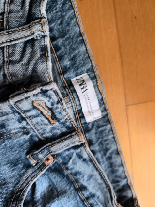 5 pantalones talla Pull bear  Zara  Stradivarius