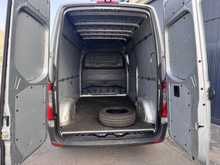 Mercedes Sprinter 215 9G L2H2