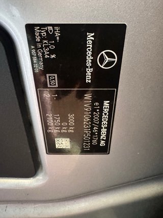 Mercedes Sprinter 215 9G L2H2