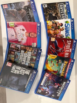 PS4 Slim 1TB + 2 mandos + 9 juegos + cargador