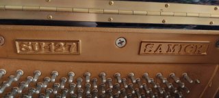 Piano Vertical Samick SU127  1993.Venta en persona