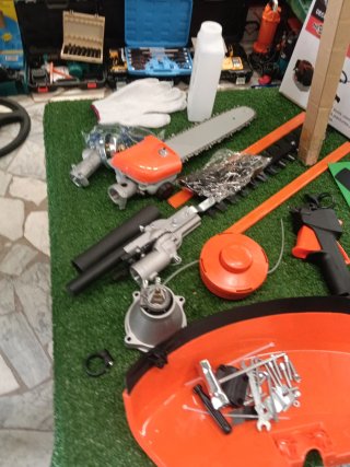 Decespugliatore a scoppio 52cc 4 in 1