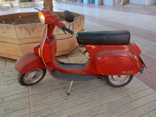 Vespa PK 75 S Electronic Scooter Roja