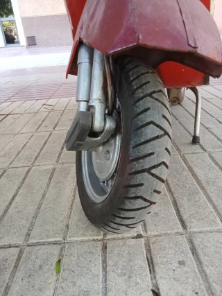 Vespa PK 75 S Electronic Scooter Roja