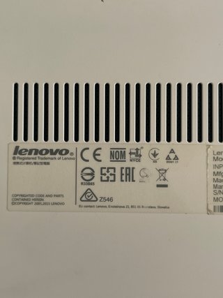 Ordenador Lenovo Yoga 500 con cortocircuito