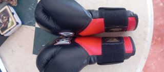Guantes Boxeo Impacto 16 Oz Negros/Rojos
