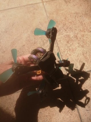 Dron fpv 2,5 pulgadas