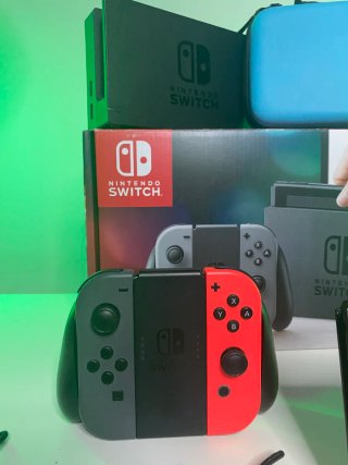 Nintendo Switch IMPOLUTA