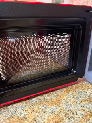 Microondas Rojo