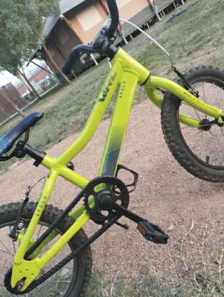 Bicicleta infantil Conor Apolo de 16 pulgadas