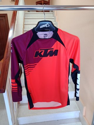 camiseta NUEVA ktm motocross talla L infantil