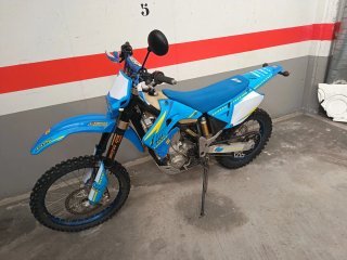 Moto TM Racing 250cc 4T Enduro/Motocross