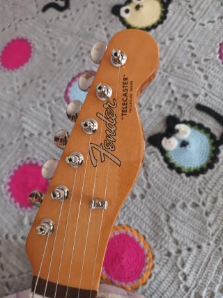 Fender Telecaster Vintera III vintage blonde 2026