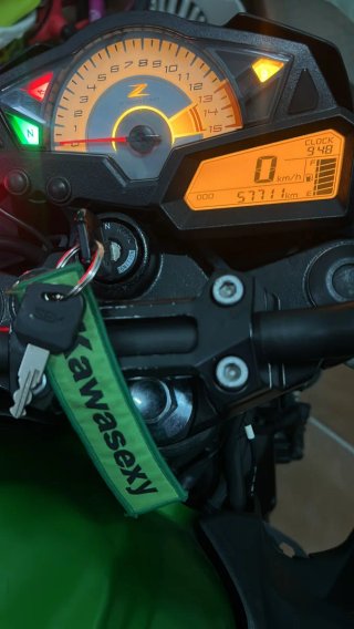 Moto Kawasaki Z300 ABS