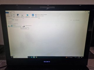 Ordenador portátil Sony Vaio 17" del 2008.