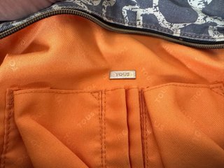 Bolso Tous Gris con detalles Naranja