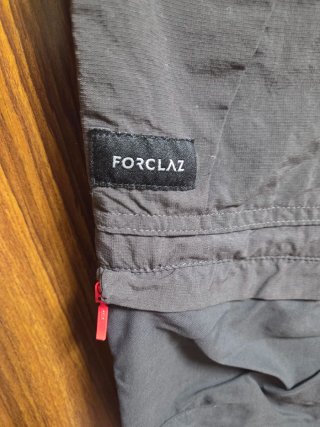 Pantalón Forclaz desmontable trekking 2 en 1