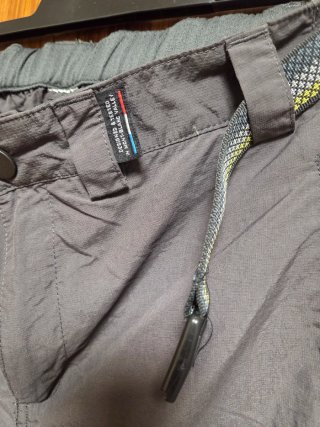 Pantalón Forclaz desmontable trekking 2 en 1