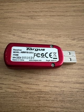 Ratón inalámbrico Targus rojo