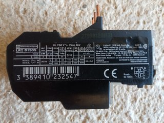 Contactor Telemecanique + relé térmico LR2-D1305