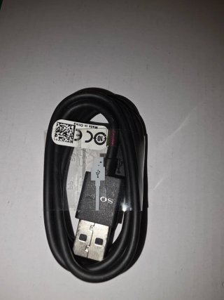 Caricabatterie e cavo Micro USB Sony Ericsson