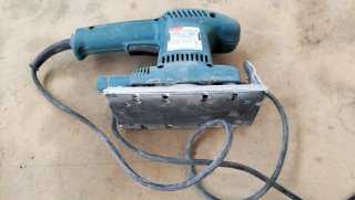 Lijadora orbital makita BO3700