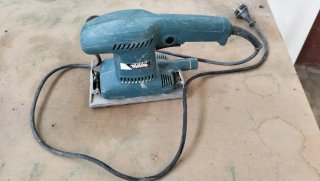 Lijadora orbital makita BO3700