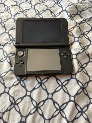 Nintendo 3DS XL Super Smash Bros.